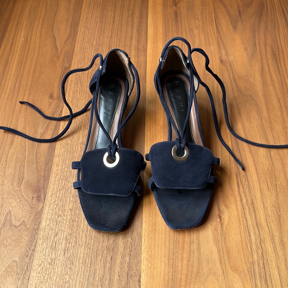 Marni size 39 Sandals navy blue suede